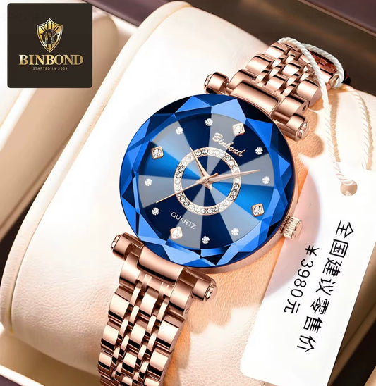 ساعة نسائية أنيقة